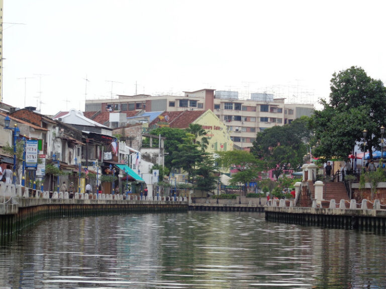 Read more about the article Andrew travels to Malacca – alone, and survives!